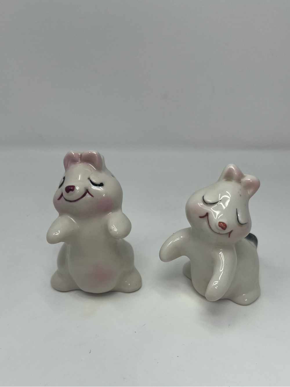 Vintage Tellingen Ceramic Hugging Bunny Salt & Pepper Shakers No Stoppers Retro